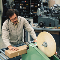 Rubans adh&eacute;sifs opaques 8934 Tartan, &eacute;paisseur 4 mils, 12 mm (1/2") x 55 m (180')  Pathway Supply LP