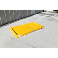Ultra-Containment Tray&reg;, 54" L x 29.8" W x 3.5" H, 16.5 US gal. Spill Capacity Pathway Supply LP