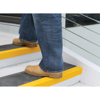 Safestep&reg; Anti-Slip Step Cover, 13.5" W x 48" L, Black & Yellow Pathway Supply LP