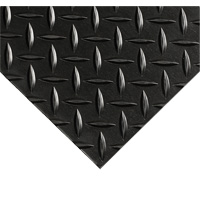 Tapis Diamond-Plate pour tableau de contr&ocirc;le no 701, 2' la x 10' lo, 1/4" &eacute;paisseur, Noir, PVC Pathway Supply LP