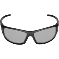 Lunettes de s&eacute;curit&eacute; performantes, Lentille Gris, Antibu&eacute;e, ANSI Z87+/R&eacute;pond ou surpasse la norme CSA Z94.3 Pathway Supply LP