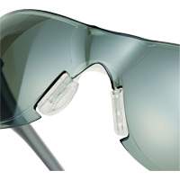 Lunettes de s&eacute;curit&eacute; Adapt Lite, Lentille Int&eacute;rieur/ext&eacute;rieur, Antibu&eacute;e/Anti-&eacute;gratignures, ANSI Z87+/R&eacute;pond ou surpasse la norme CSA Z94.3 Pathway Supply LP