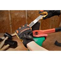 R&acirc;pe et lime 4-in-Hand Pathway Supply LP