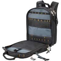 Sacs &agrave; dos pour outils &agrave; 75 pochettes, 13" lo x 17-1/2" la, Noir, Nylon Pathway Supply LP