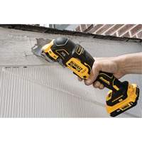 XR&reg; Brushless Cordless 3-Speed Oscillating Multi-Tool Kit, 20 V, Lithium-Ion Pathway Supply LP